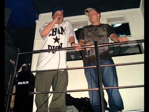 Tede - Pili Gin feat. CNE (Inna wersja)