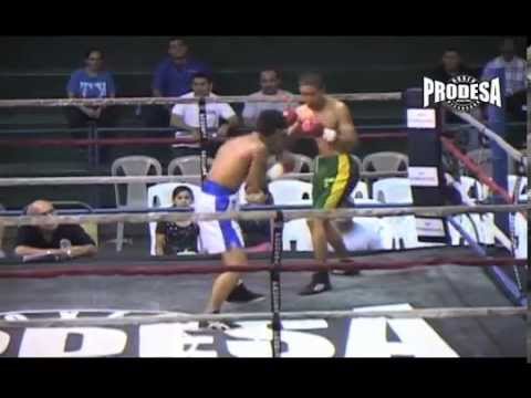 Pelea Arnoldo Solano vs Michael Cerda - Prodesa