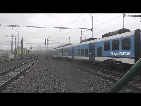 640 105 im Bahnhof Decin hl. n.