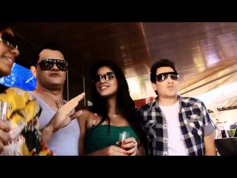 FINAL DE SEMANA CHEGOU - Ronny e Max ( CLIP OFICIAL )