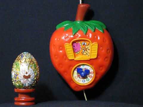 Hanging (strawberry) music box for babies series