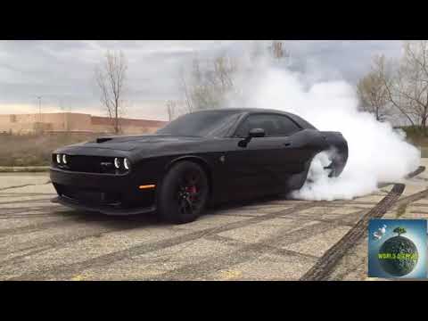 The hellcat dodge challenger 2020 modified car