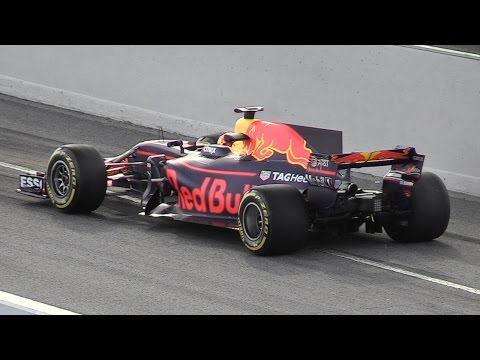 Red Bull RB13 2017 F1 Car in Action - Formula 1 Pre-Season Tests in Spain