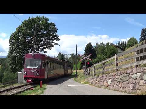 Passaggio a livello senza barriere di via Paese - Soprabolzano / Oberbozen (BZ) / Bahnübergang