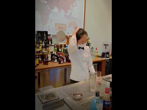 Learn how to make Singapore Sling in just 4 minutes! ITE
