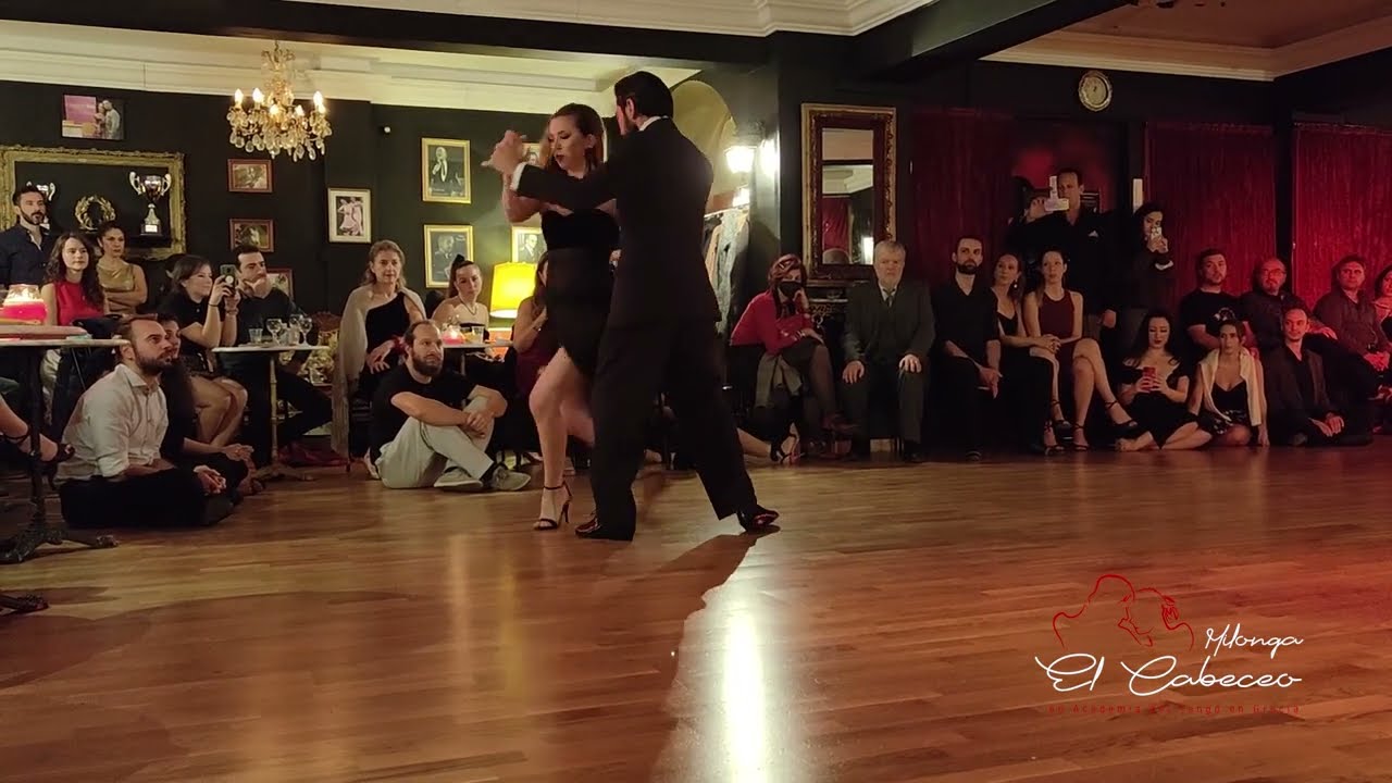 Video thumbnail for Jose Luis Salvo & Carla Rossi - 3/4 - Tango Bardo "Chique"