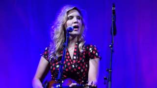 Alison Krauss &amp; Union Station, with Jerry Douglas - Ghost in this House