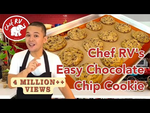 EASY CHOCOLATE CHIP COOKIES