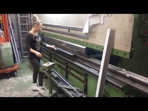 Girl with a press brake - Döring Losone