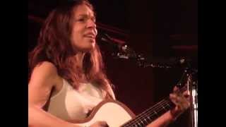 Ani DiFranco - Angry Anymore (Live @ Union Chapel, London, 22/09/14)