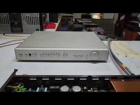 T+A Pulsar CD 1230 R Professional CD Player - Silver image 14