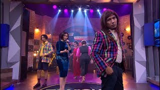 Download lagu Penari Latar Bingung Mau Tarian Apaan, Akhirnya Jadi Fashion Show mp3