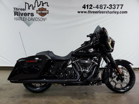 2022 Harley-Davidson® Street Glide® Special Vivid Black