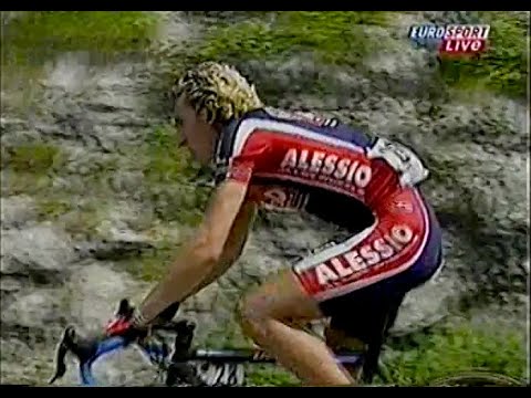 2002 Giro d'Italia Stage 17 with David Duffield