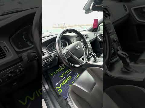фото volvo v60 i рестайлинг 0
