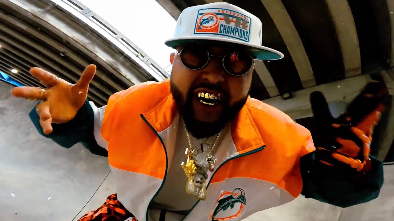 Choco Valens - 90s Jit  (Official Video)