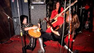 Joan Jett &amp; Lita Ford - &#39;&#39; Johnny Guitar &#39;&#39; ( The Runaways ) LIVE 1977