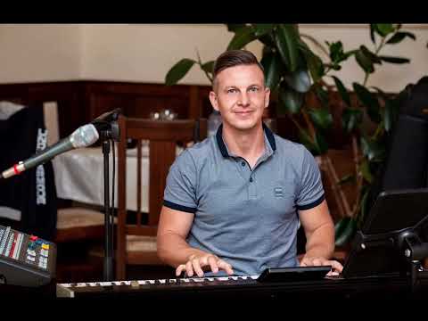 Kiss Csaba- Lakodalmi nótacsokor, élő felvétel