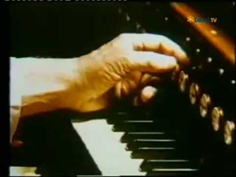 Albert Schweitzer: organ/orgel Günsbach (original footage - corrected version)