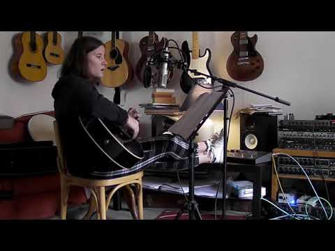 Léane - Guitare et chant - Imagine Dragons