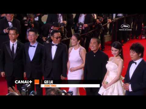 Cannes 2014 : COMING HOME - La montée des marches