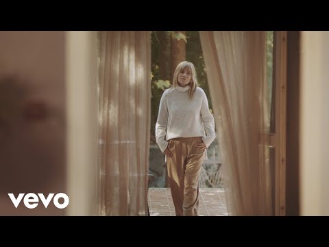 Ayla Çelik - Aşık Oldum Giderken