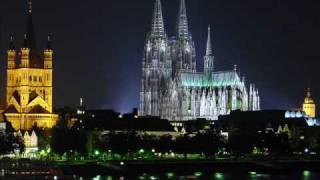 Über Köln da lacht die Sonne über Düsseldorf die Welt