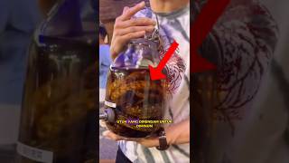 Download lagu Minuman Ular Berbisa?! Tradisi Ekstrem dari Asia! mp3