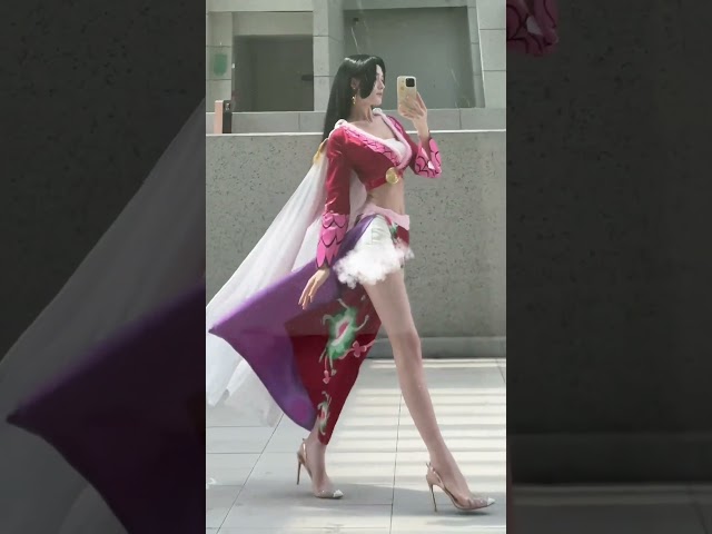 Vídeo relacionado con Pidak Shop - Pendientes de cosplay con forma de serpiente de la Capitana de las Piratas