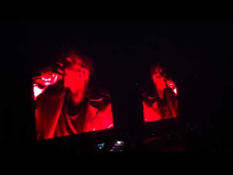 KANYE WEST - RUNAWAY OUTRO (Live) WTT Tour, Greensboro NC