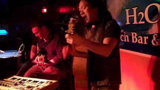 Jesse Chong feat Todd Morrison-Babe I'm Gonna Leave You.wmv