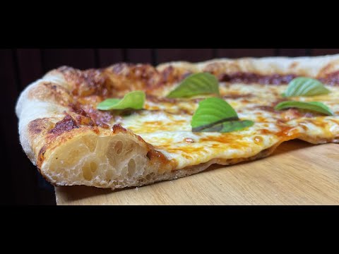 How to make pizzas at home on the BBQ!
