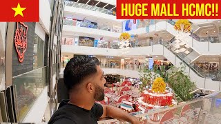 American Shopping Malls Dont Compare to Vietnams Huge Shopping Malls