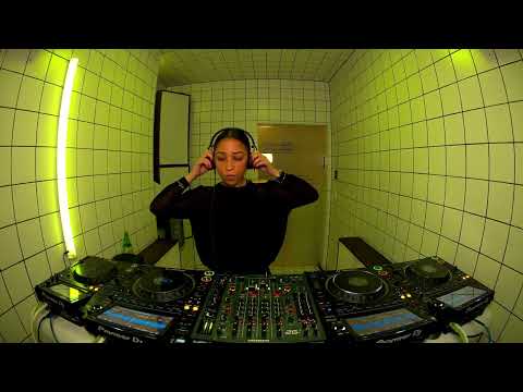 A.mo | HÖR - March 28 / 2024