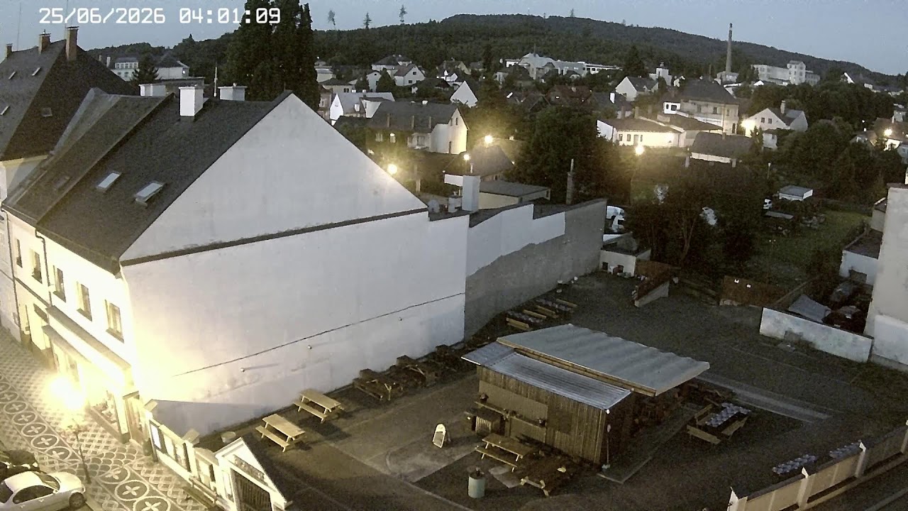 Live webcam view of Husovo Náměstí and Town Rooftops