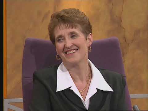 Oasis: Peggy & Paul Gallagher - 1996 (Late Late Show)