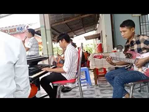 Jen Pnom Som Pov - ជើងភ្នំសំពៅ I Karaoke Khmer 2022 I Ka84R