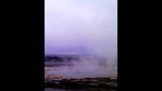 preview picture of video 'Largest Eruption of a geyser!(Iceland, Strokkur)'