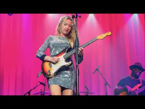 ANA POPOVIC, Ana's Shuffle
