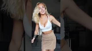 Shaking Boobs