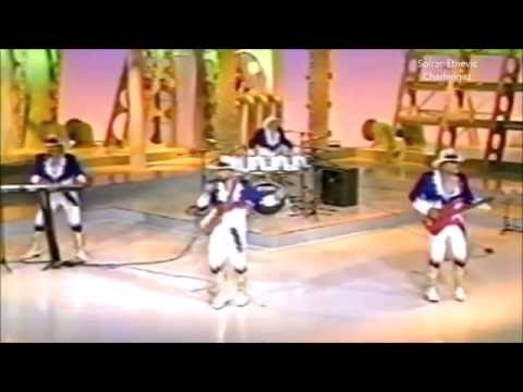 Mi Banda El Mexicano (Canta Germán Román) - Pelotero La Bola [Siempre En Domingo]