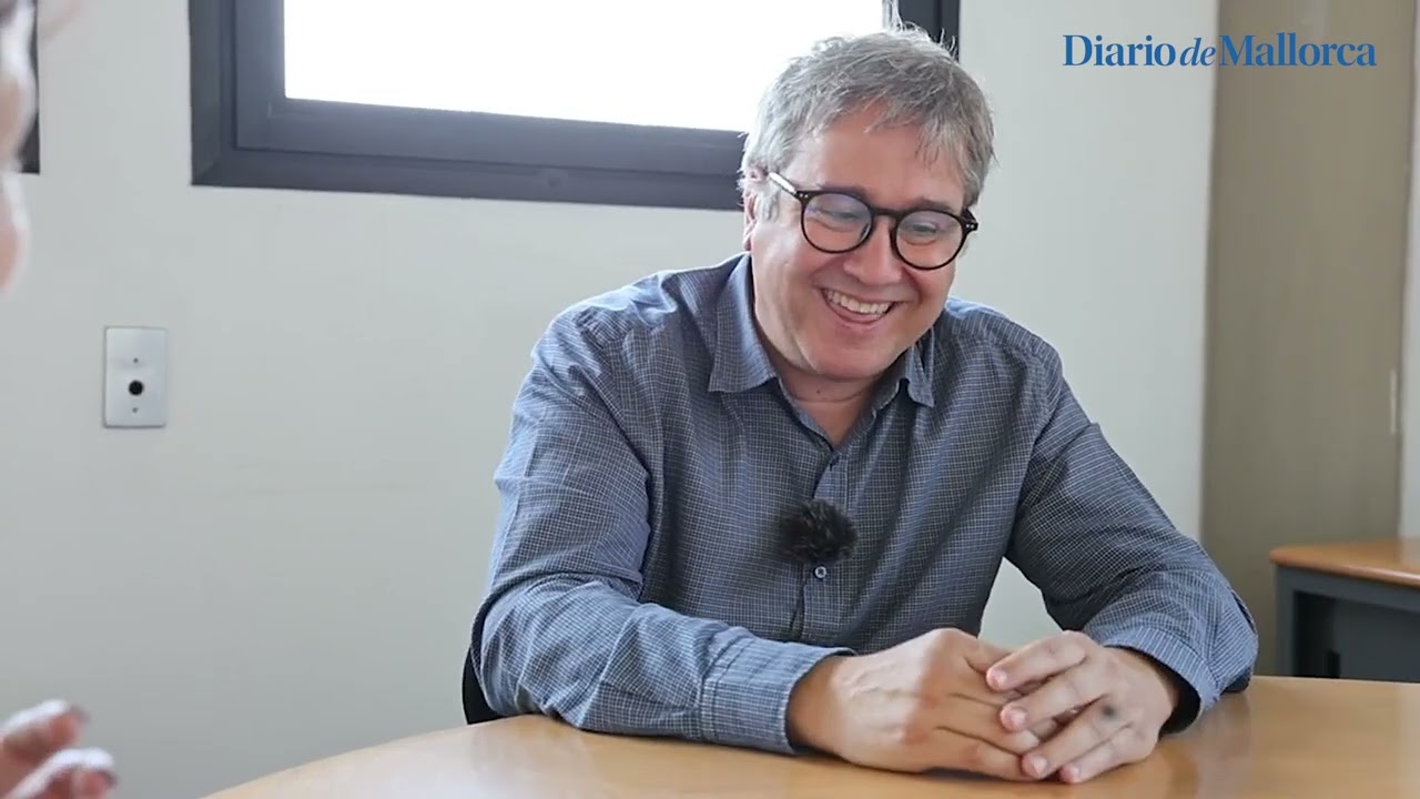 César Llorente publica una guía para «padres desesperados» con hijos que no comen