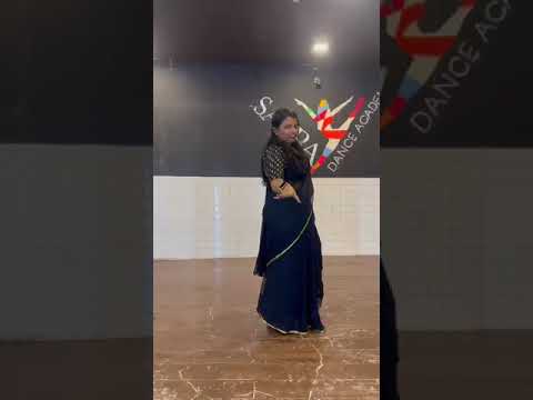 Santoshi Sharma Dance video -- Jhumka