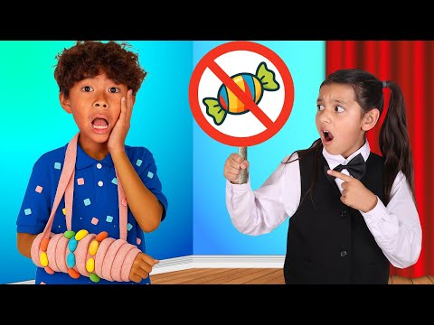 Ellie Wendy & Ben Sharing Candy at the Movies 💖 Kids Lesson