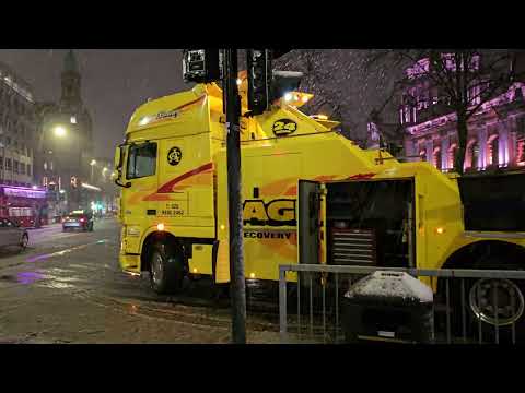 Broken down Volvo B9TL Gemini 1, being towed.