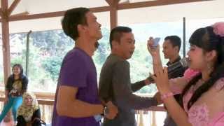 preview picture of video 'kalah sawer di reuni sltpn 1 soreang angkatan 2000'