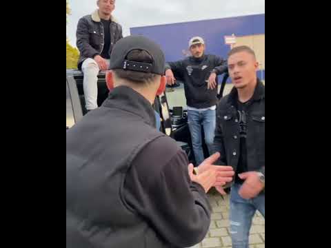 Dani681 ,,Jump Jump"