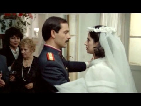 Το βαλς του γάμου - Ελένη Καραΐνδρου | Wedding waltz - Eleni Karaindrou