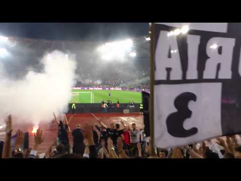 JUVE-napoli Finale Coppa Italia: NOI SIAMO LA CURVA SUD...mp4