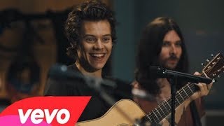 Harry Styles - Kiwi (Music Video)